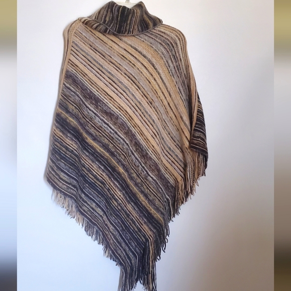 NWT Multi Color Striped Finge Knit Cowl Neck Poncho Cape One Size - Picture 5 of 5